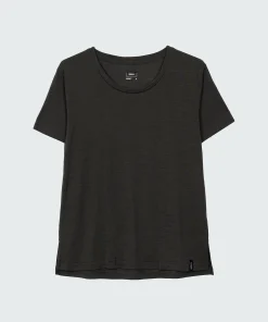 Sale Finisterre Women's Seeker Merino Scoop Neck T-Shirt RavenBlack