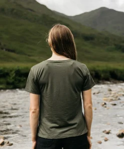 New Finisterre Women's Seeker Merino Scoop Neck T-Shirt Olive