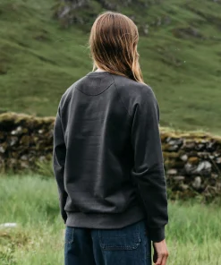 Shop Finisterre Women's Serpentine Sweatshirt RavenBlack