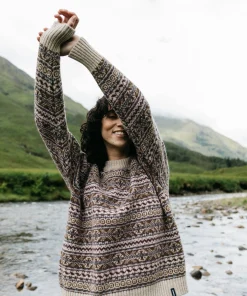 Best Finisterre Women's Shetland Fairisle Sweater BlackCherry/Ecru/HeatherMistMulti