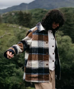 Store Finisterre Women's Stowe Blanket Jacket EcruMultiCheck