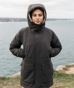 Outlet Finisterre Women's Vellus Parka Jacket Raven