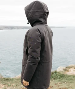 Outlet Finisterre Women's Vellus Parka Jacket Raven