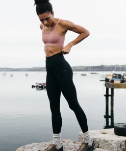 Shop Finisterre Women's Zennor Adventure Legging Black